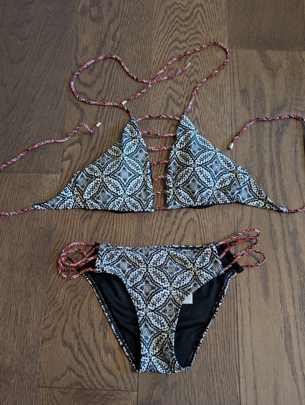 Abercrombie Black & White Bikini Set